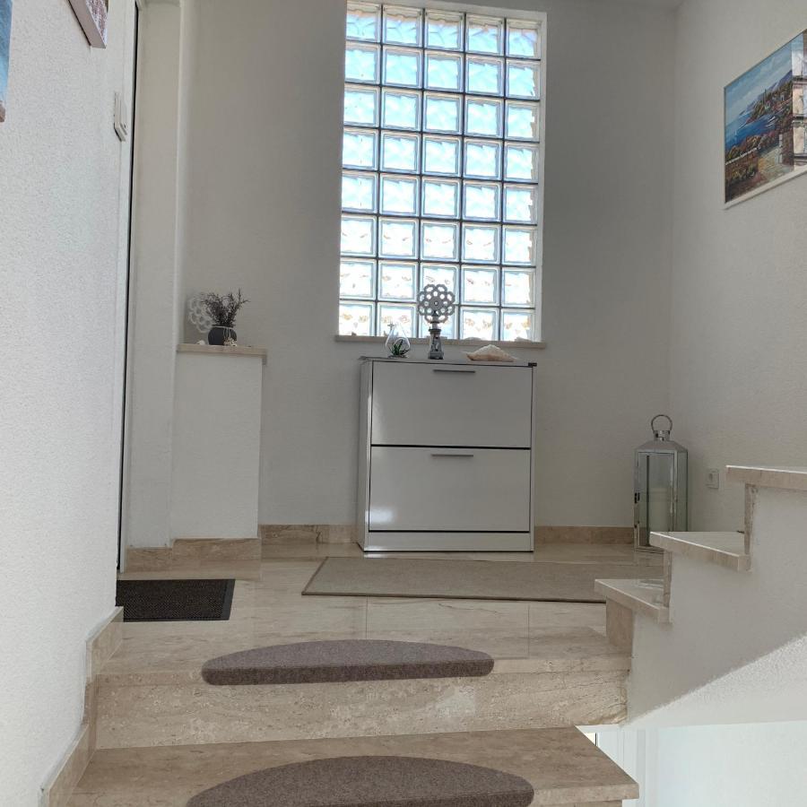 Apartments Mirela Vodice Exterior photo