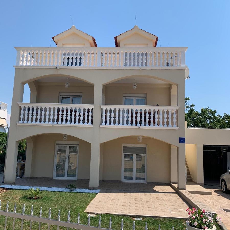 Apartments Mirela Vodice Exterior photo