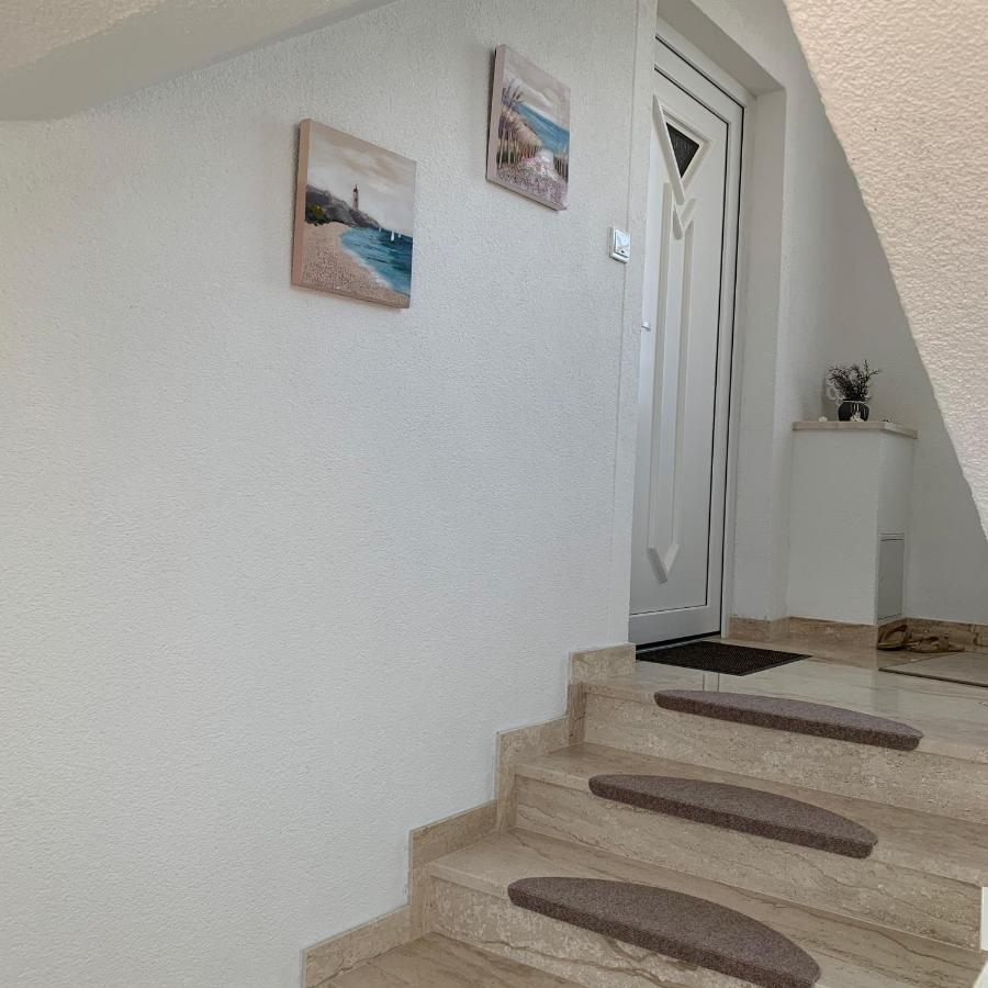 Apartments Mirela Vodice Exterior photo
